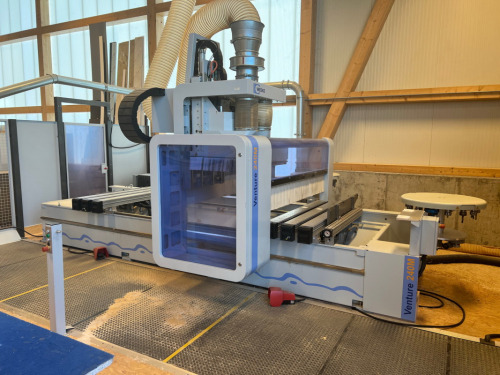 BMG 211 VENTURE 240 M
